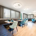Flora 4* Velden am Wörthersee