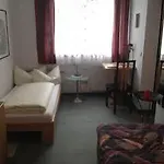 Flora Otel